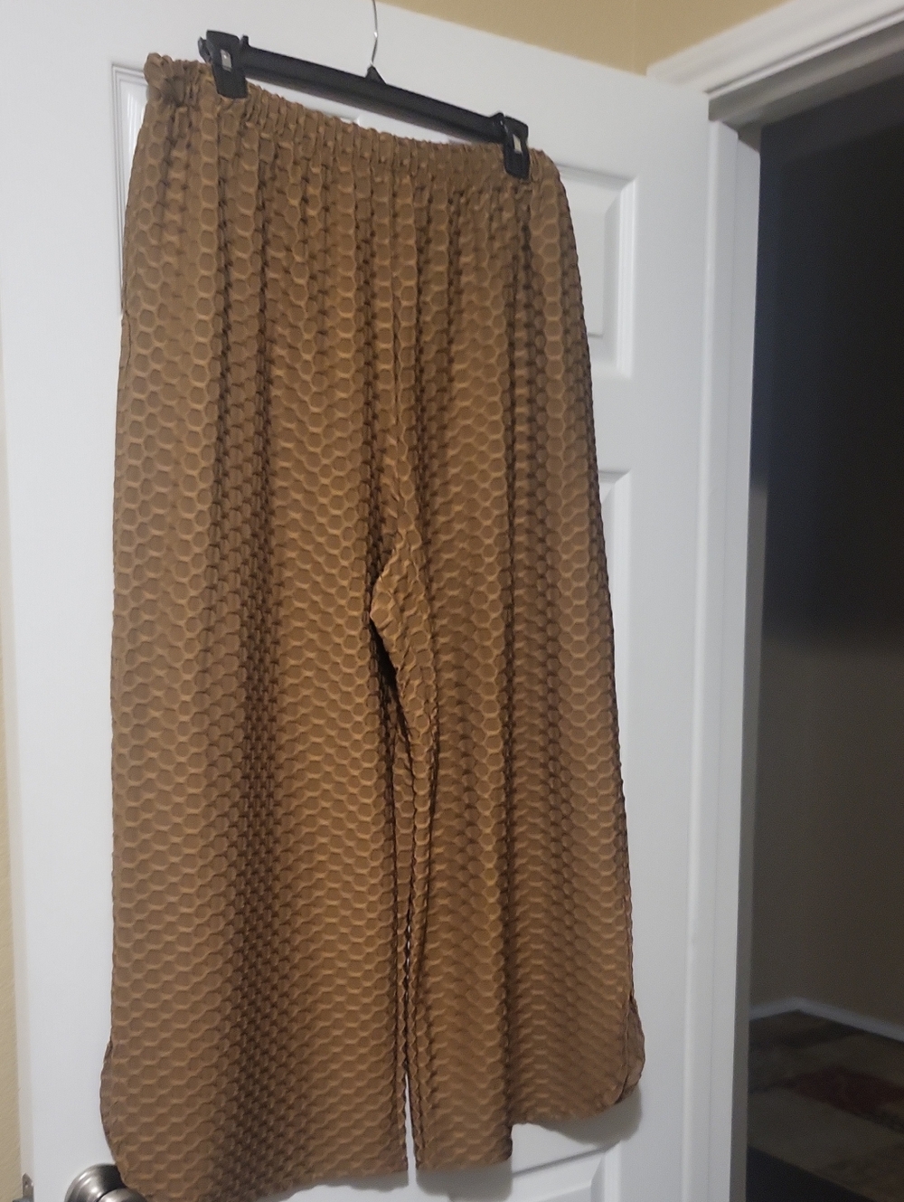 Ashley Stewart Wide-Leg Cropped Pants in Honey/Tan